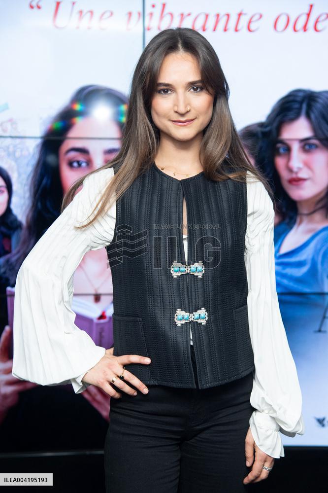 Lire Lolita A Teheran Premiere