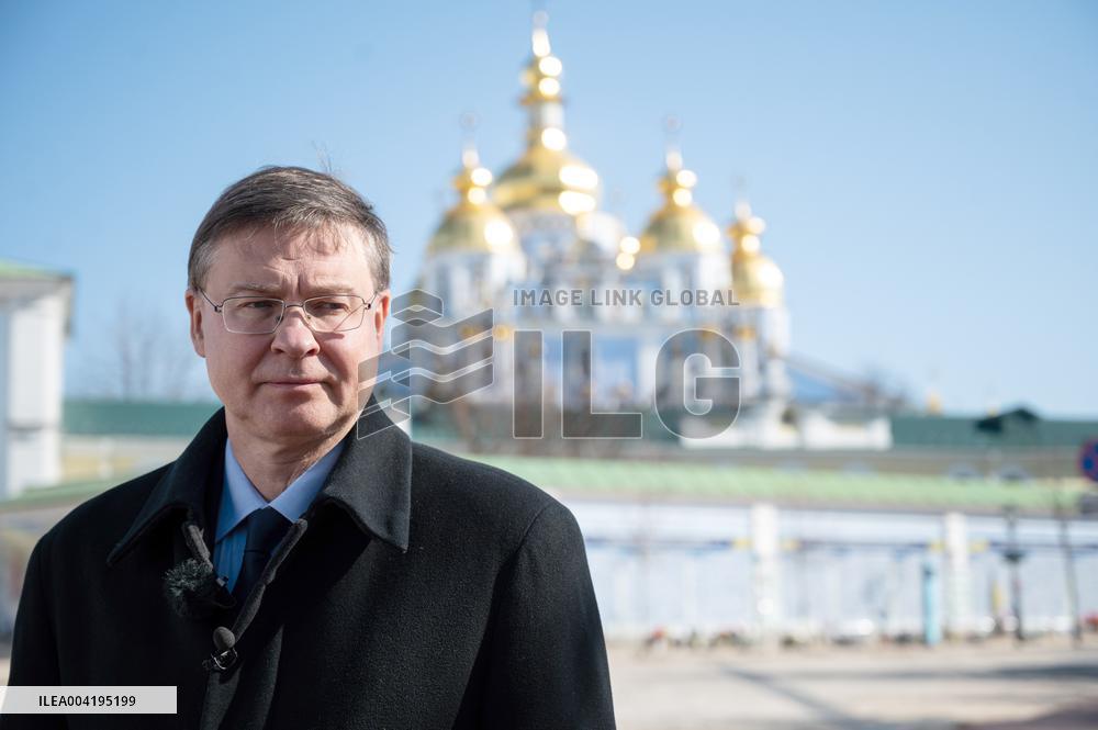 Visit of Valdis Dombrovskis to Kyiv