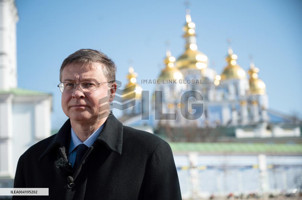 Visit of Valdis Dombrovskis to Kyiv