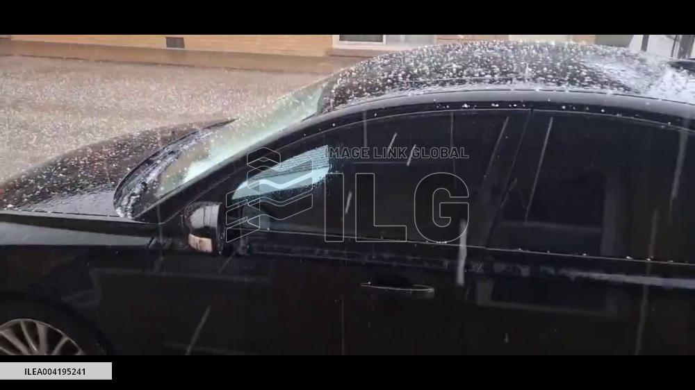 US: Hail Pelts Chicago Metropolitan Area as Severe Storms Move in 2