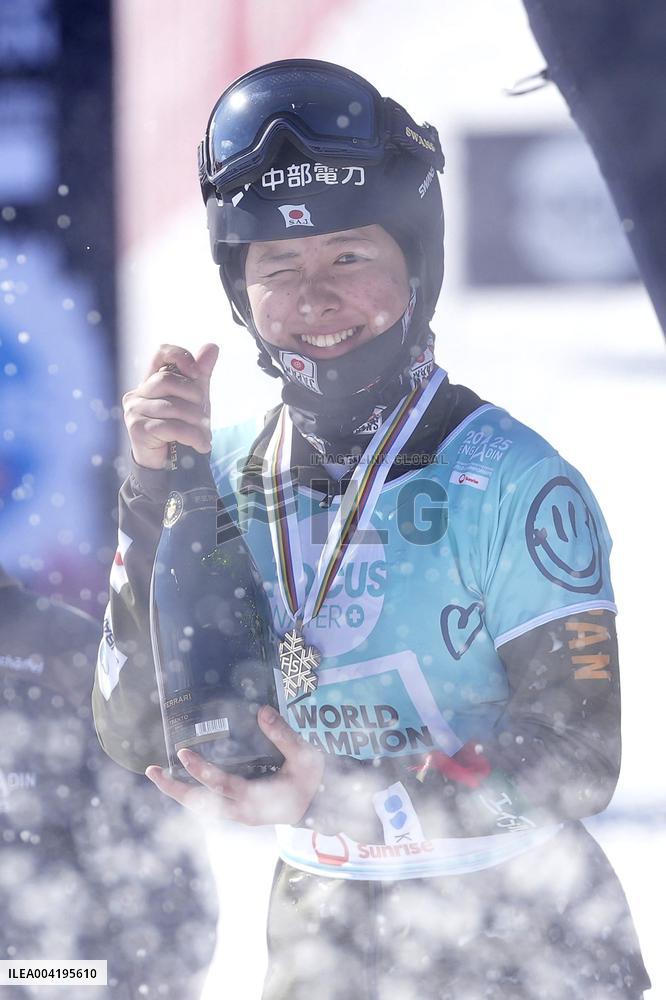 Snowboarding: World championships