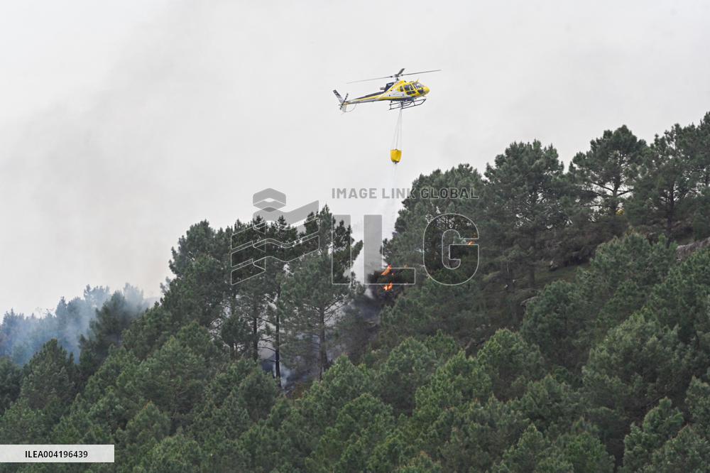 Jaizkibel Fire Burns 30 Hectares - Spain