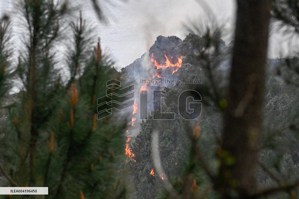 Jaizkibel Fire Burns 30 Hectares - Spain