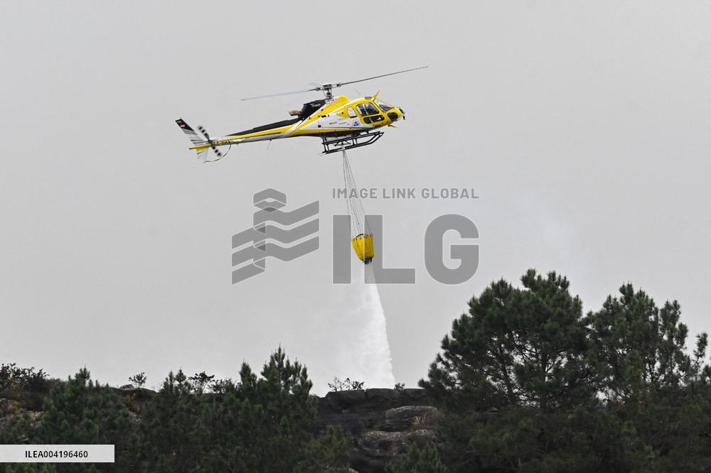 Jaizkibel Fire Burns 30 Hectares - Spain