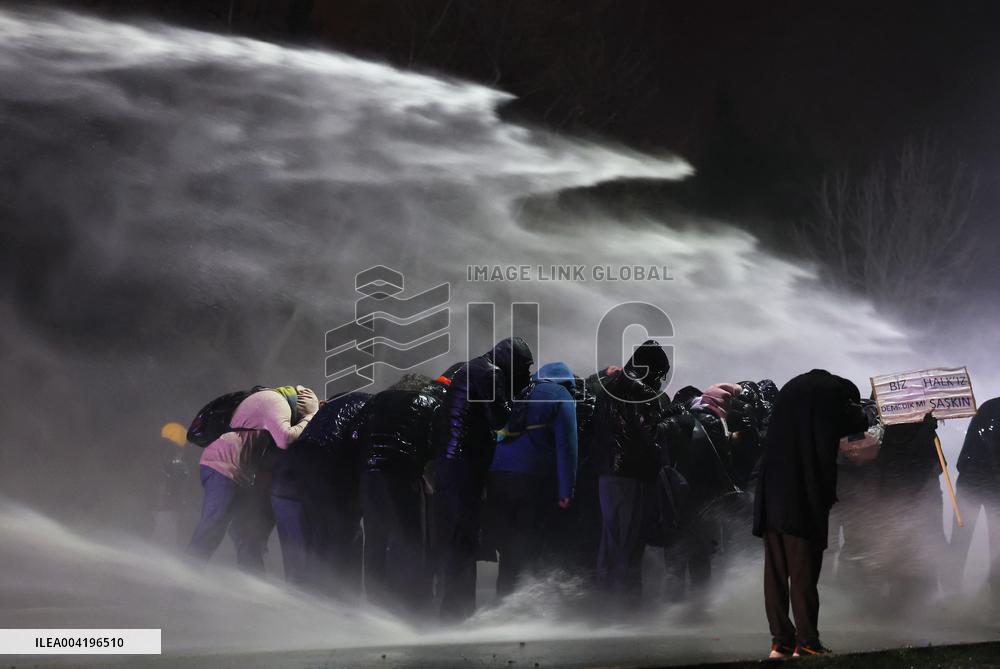 Riots break out at university campus after Erdogan rival detained - Ankara