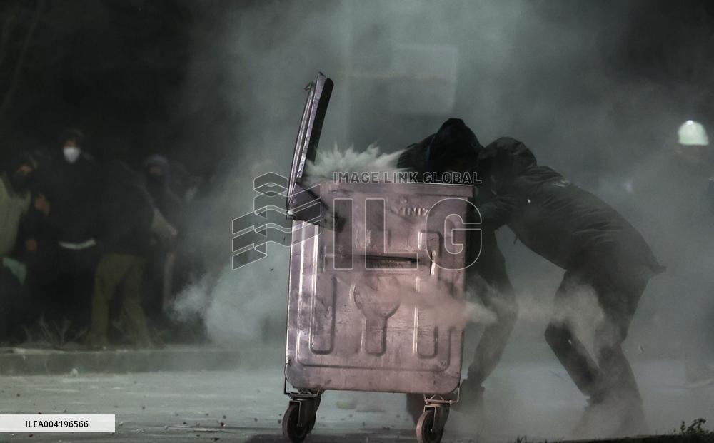 Riots break out at university campus after Erdogan rival detained - Ankara