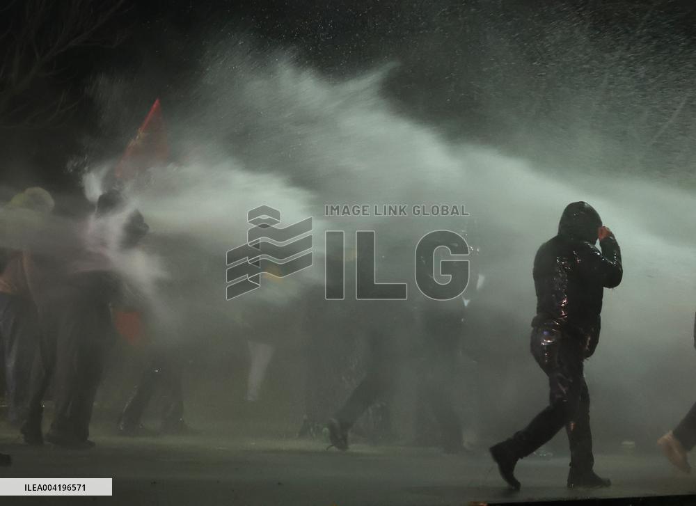 Riots break out at university campus after Erdogan rival detained - Ankara