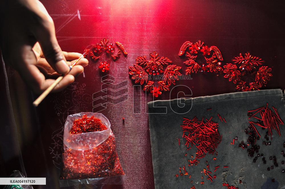 Manufacture of Zardozi for the Eid-ul-Fitr festival - Bangladesh