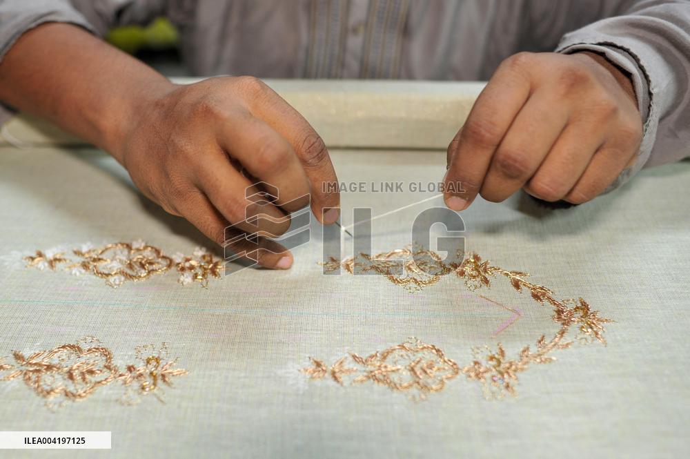 Manufacture of Zardozi for the Eid-ul-Fitr festival - Bangladesh