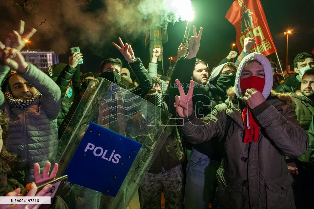 Protest Against the Arrest of Istanbul Mayor Imamoglu - Turkey