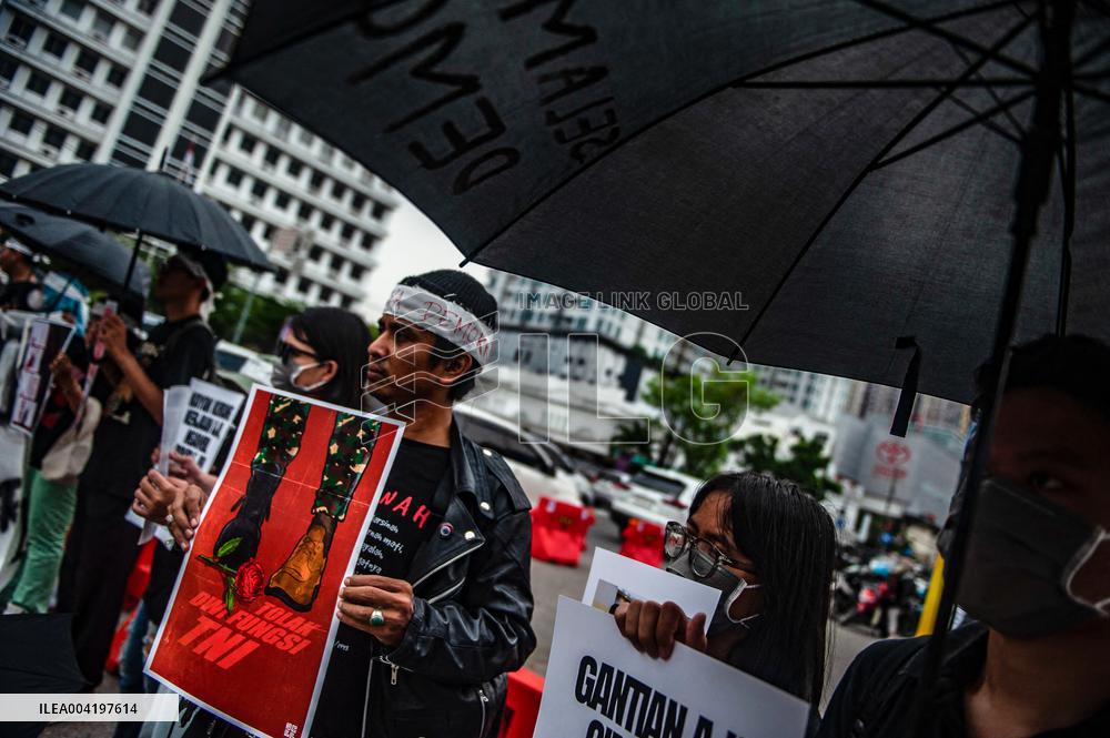 Protest Against the Revision of Military Law - Indonesia