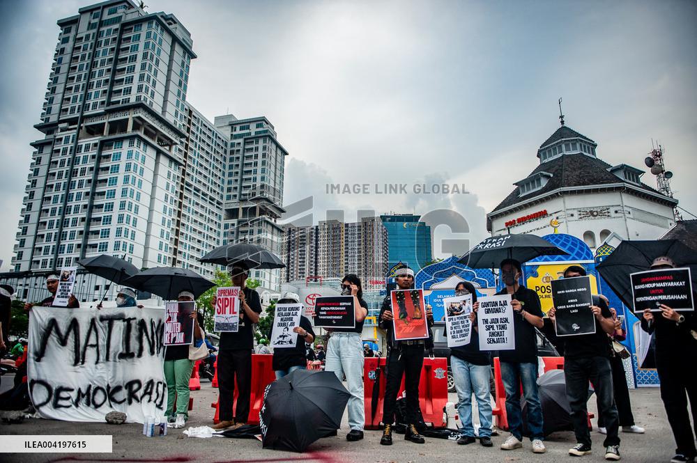 Protest Against the Revision of Military Law - Indonesia