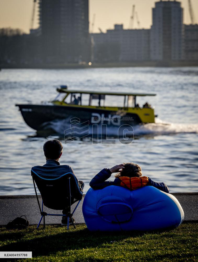 Spring Illustrations - Rotterdam