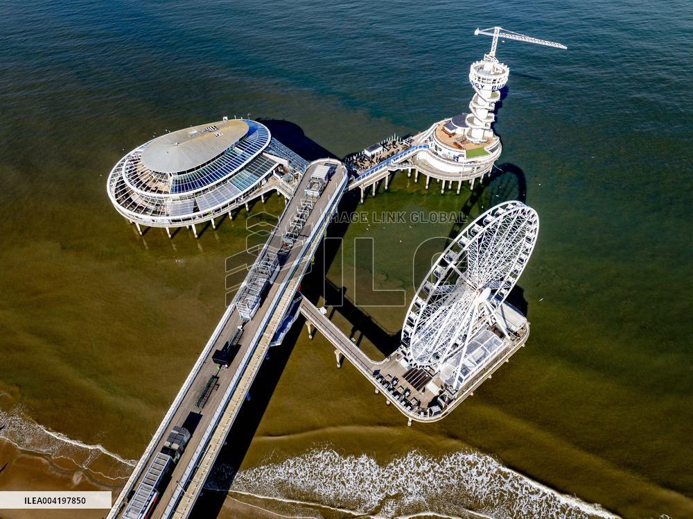 Scheveningen Pier Illustrations - Netherlands