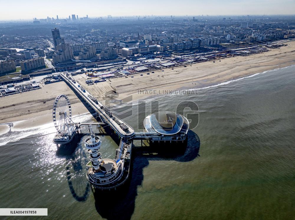 Scheveningen Pier Illustrations - Netherlands