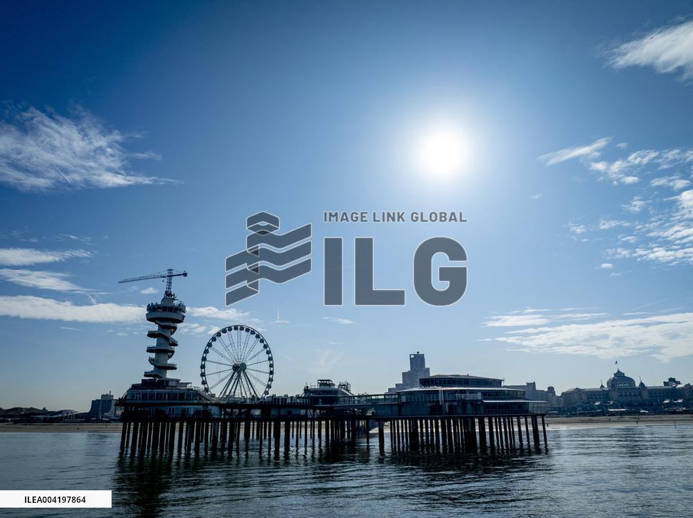 Scheveningen Pier Illustrations - Netherlands