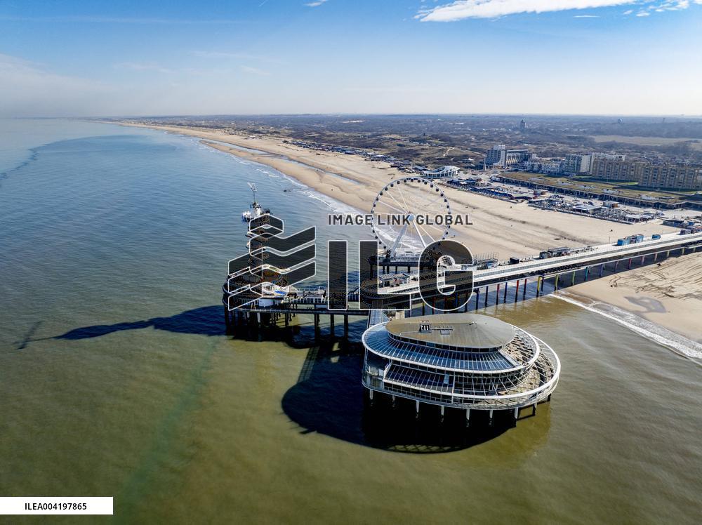 Scheveningen Pier Illustrations - Netherlands