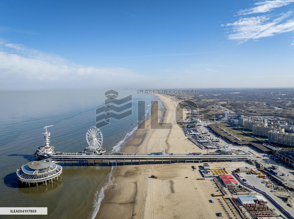 Scheveningen Pier Illustrations - Netherlands
