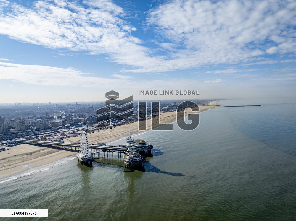 Scheveningen Pier Illustrations - Netherlands