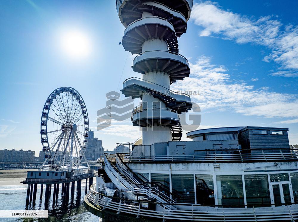 Scheveningen Pier Illustrations - Netherlands