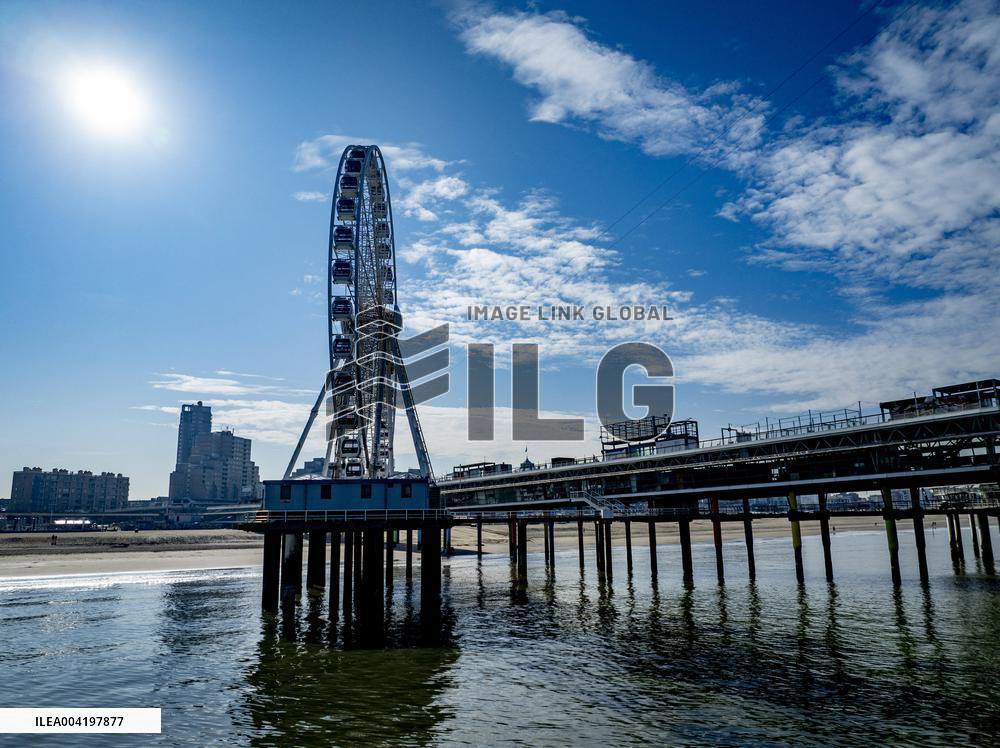 Scheveningen Pier Illustrations - Netherlands