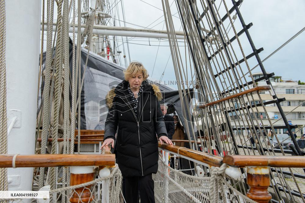 Nathalie Delatre At Tourism Professions Forum - La Rochelle