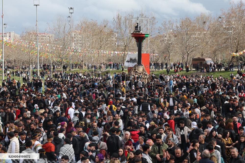Kurdish Newroz - Diyarbakir