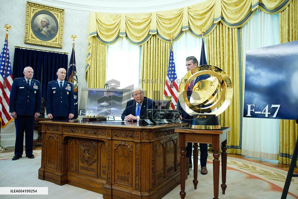 Donald Trump announces the F-47 fighter jet - Washington