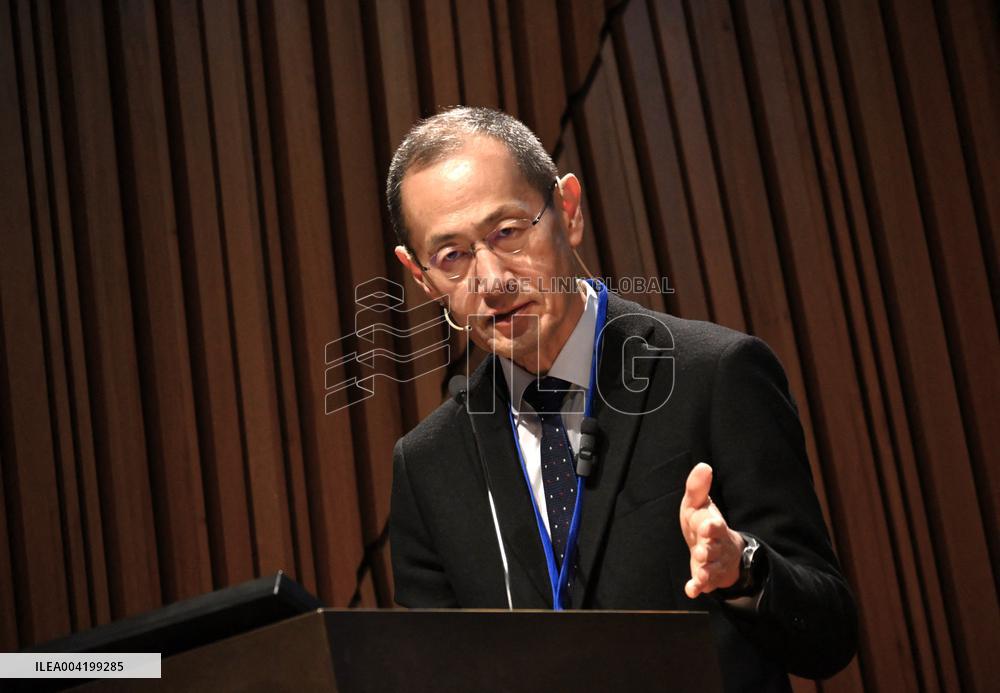 Nobel Prize Shinya Yamanaka At 2025 Longevity Summit - Milan