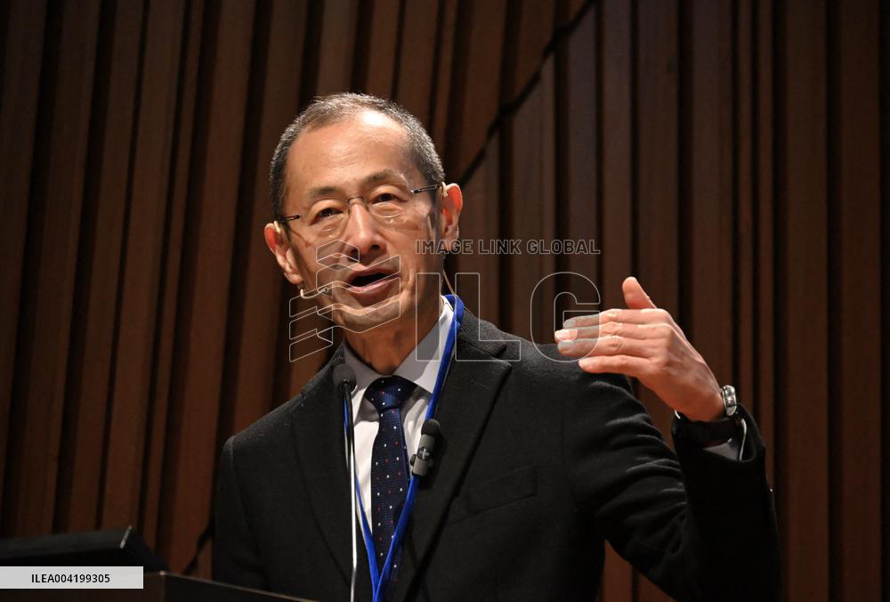 Nobel Prize Shinya Yamanaka At 2025 Longevity Summit - Milan