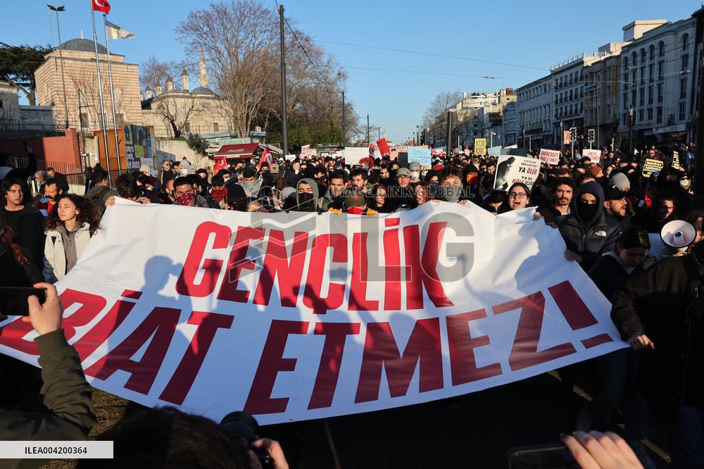University Students Continue To Protest - Istanbul
