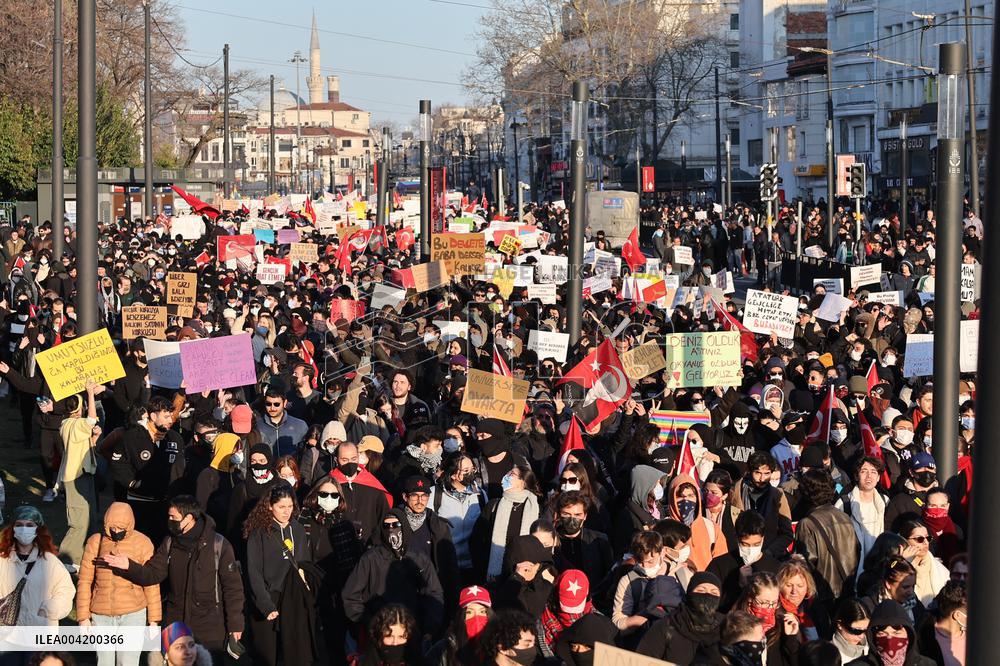 University Students Continue To Protest - Istanbul