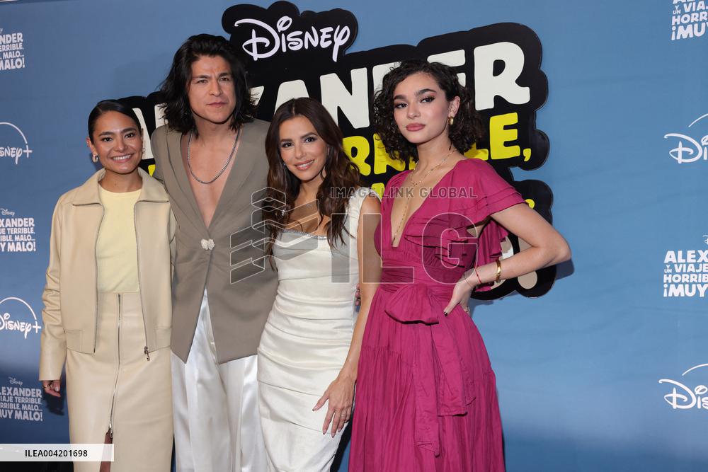 Premiere of Alexander and the Terrible, Horrible, No Good - Mexico
