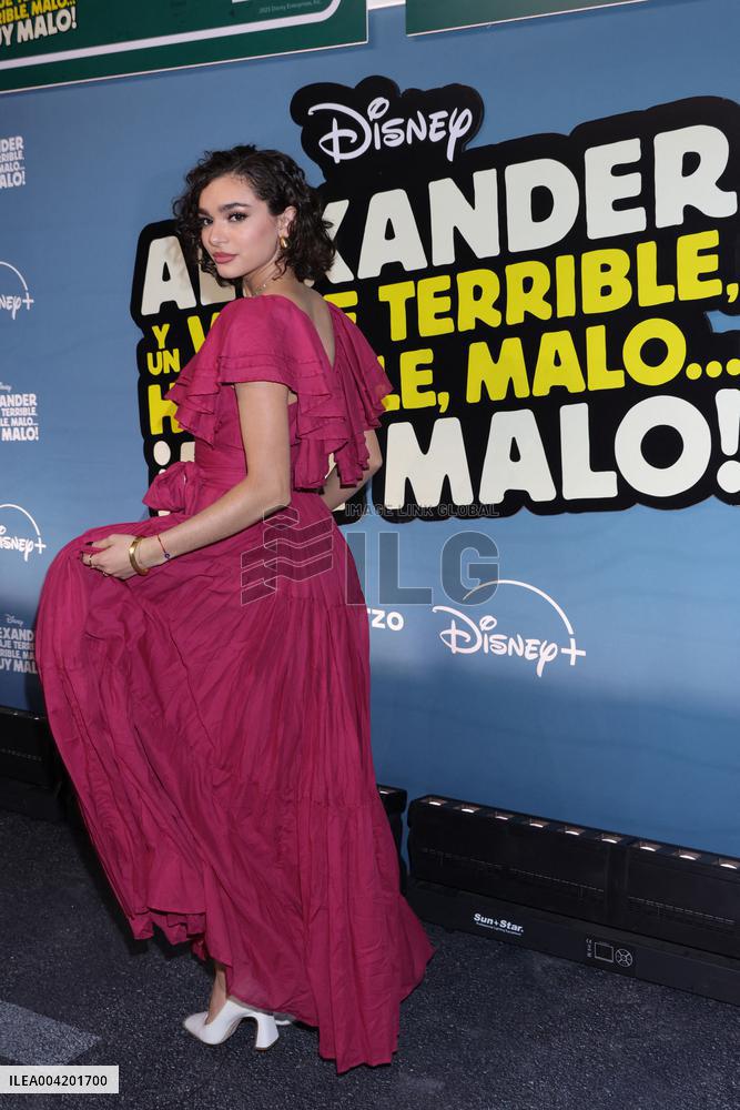 Premiere of Alexander and the Terrible, Horrible, No Good - Mexico