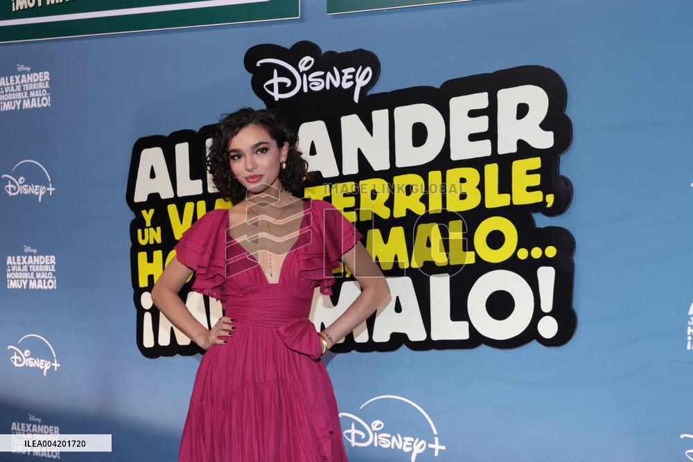 Premiere of Alexander and the Terrible, Horrible, No Good - Mexico