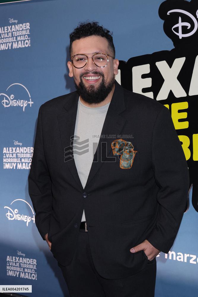 Premiere of Alexander and the Terrible, Horrible, No Good - Mexico