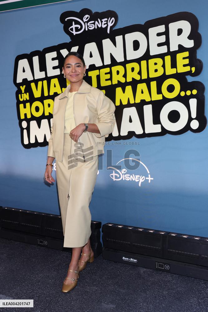 Premiere of Alexander and the Terrible, Horrible, No Good - Mexico