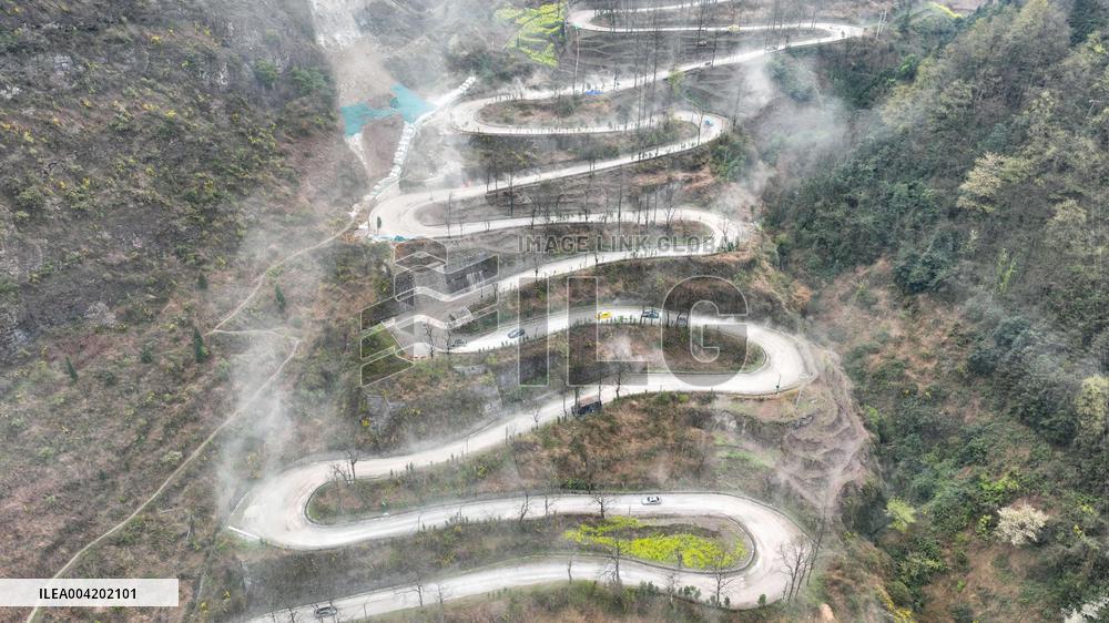 CFMR Car Climbing Race in Qianxinan