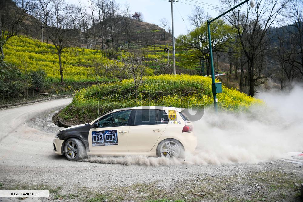 CFMR Car Climbing Race in Qianxinan