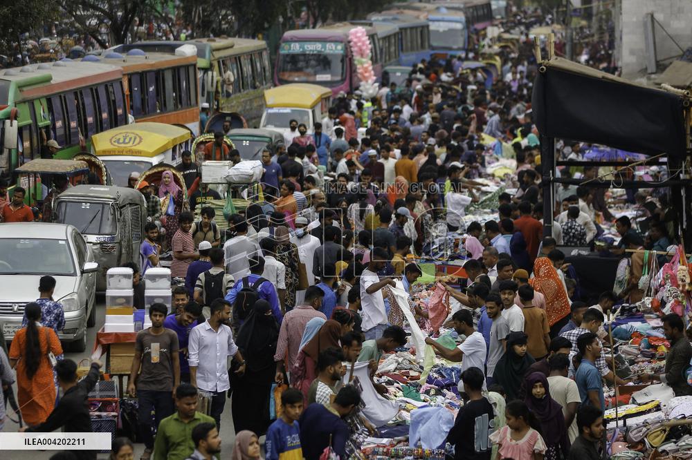 Eid Shopping Heats Up In Dhaka