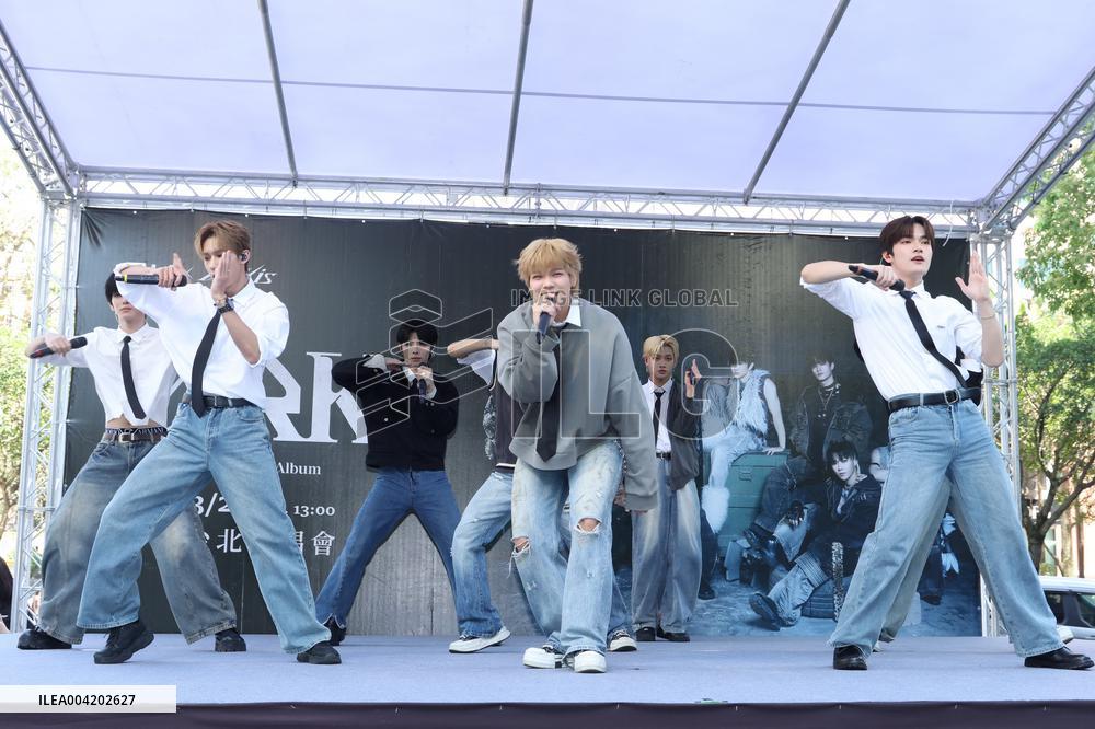 Boy Band ARKis