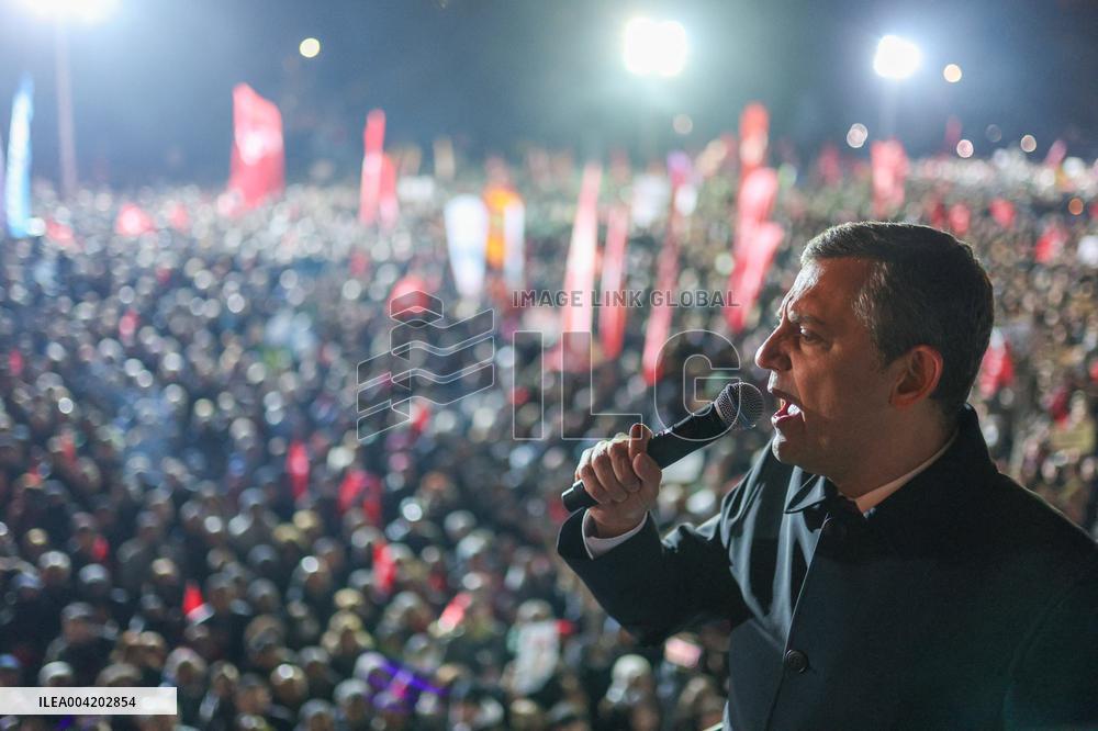 Thousands protest for second night over Istanbul mayor's arrest - Istanbul