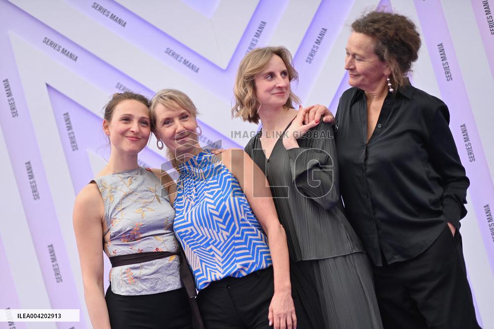 Series Mania Festival - Generations Photocall - Lille