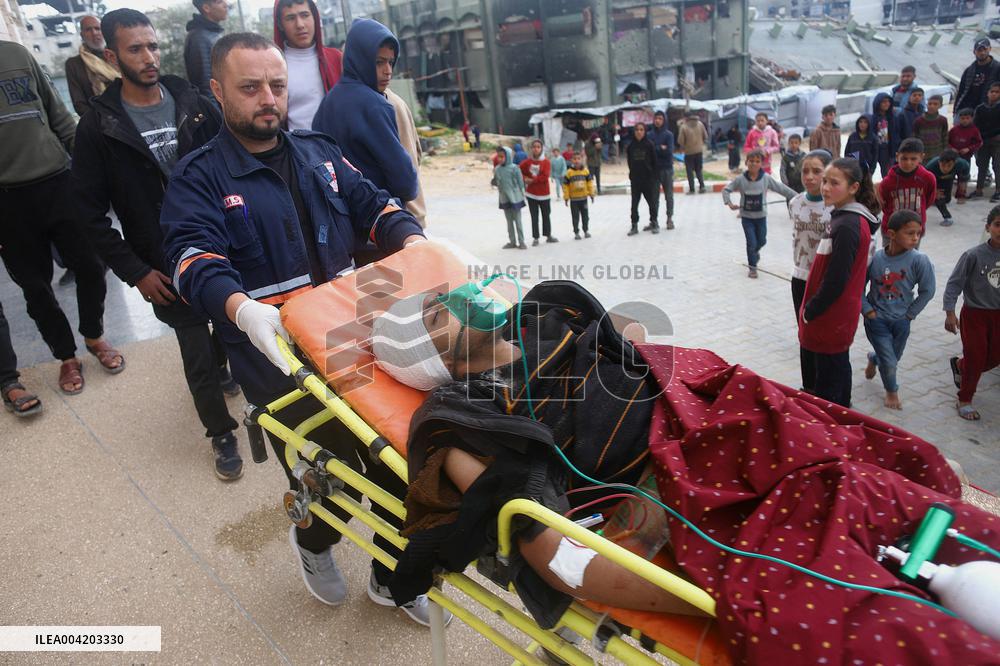 Israel's Attacks On Gaza Continue