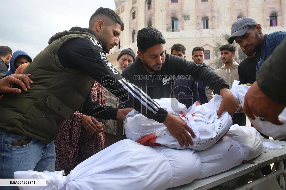 Israel's Attacks On Gaza Continue