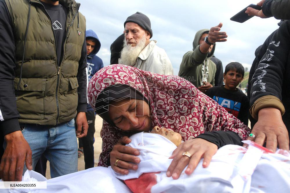 Israel's Attacks On Gaza Continue