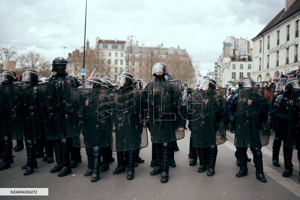 Demonstration Against Racism and Fascism - Paris AJ