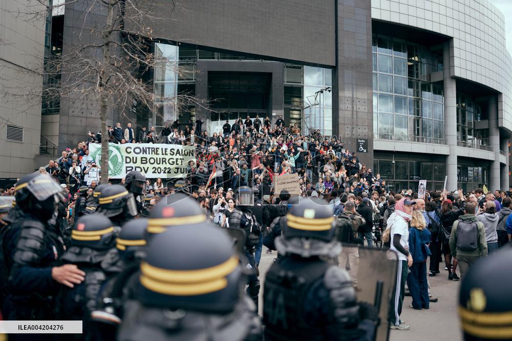 Demonstration Against Racism and Fascism - Paris AJ
