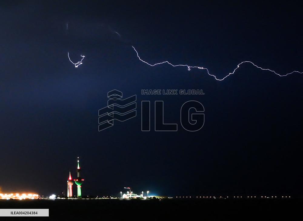 Llightning Over The Skyline Of Kuwait City- Kuwait