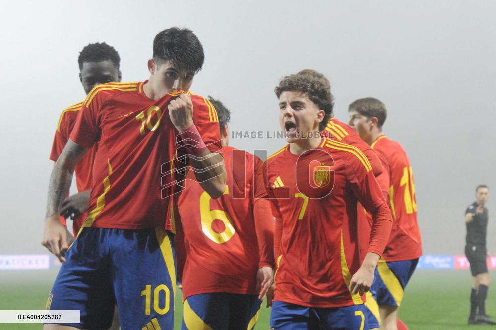 CALCIO - UEFA Campionato Europeo - UEFA U19 European Championship Elite Round - Italy vs Spain